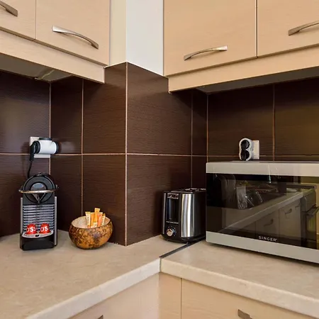 Ionia Cozy 干尼亞